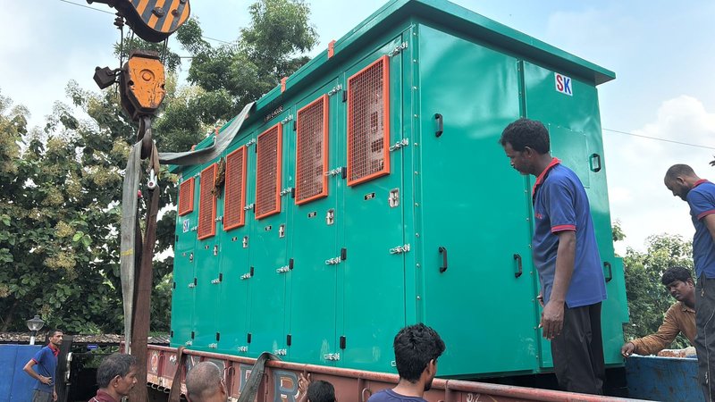Big control panel  truck loading